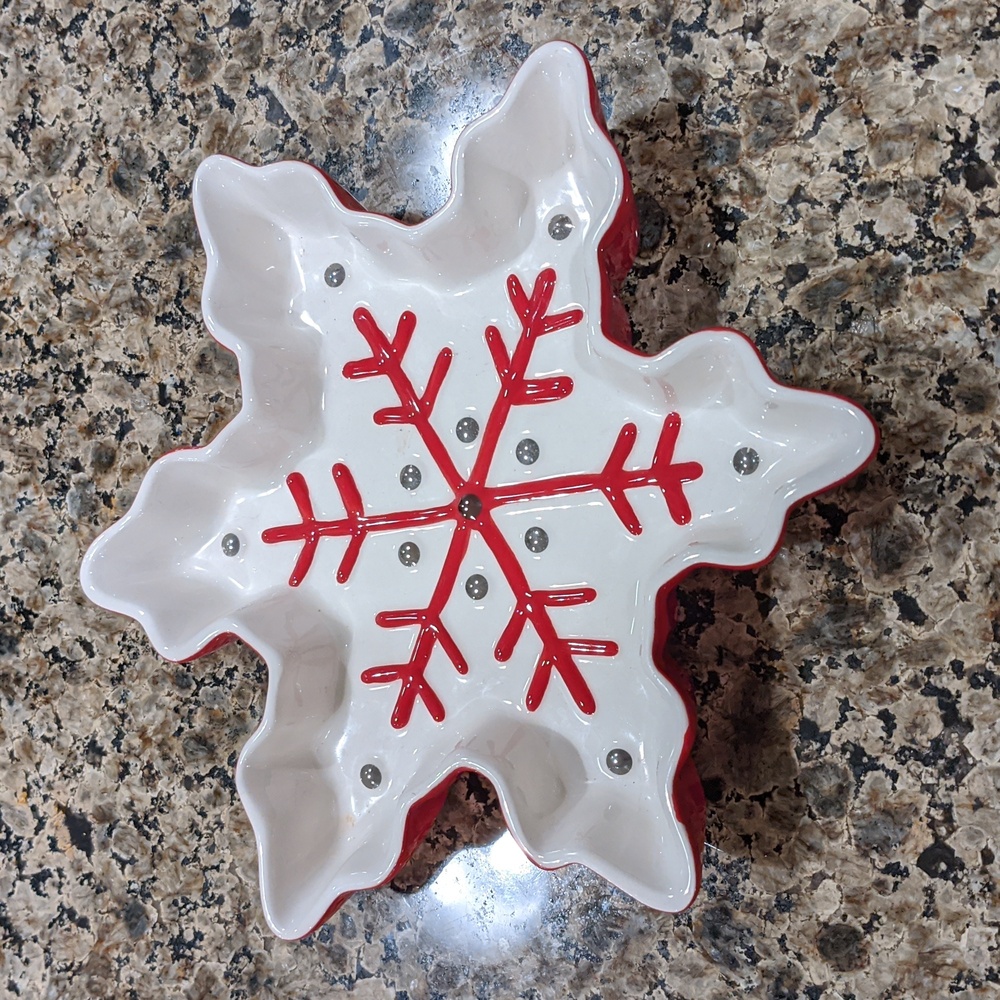 Snowflake Dish Plate Red White Candy Nuts Hallmark Holiday Christmas